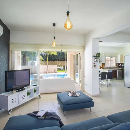 Villa Michelle 10 Protaras