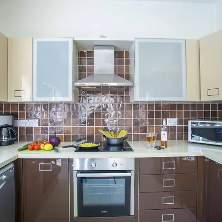 Michelle 10 빌라 프로타라스