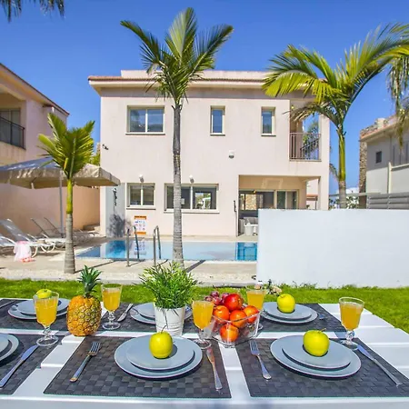 Michelle 10 Вилла