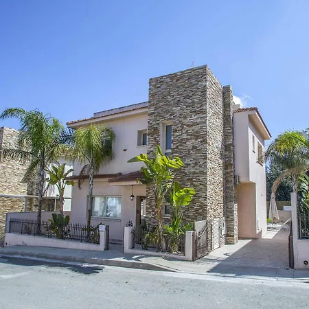 Michelle 10 Вилла Протарас